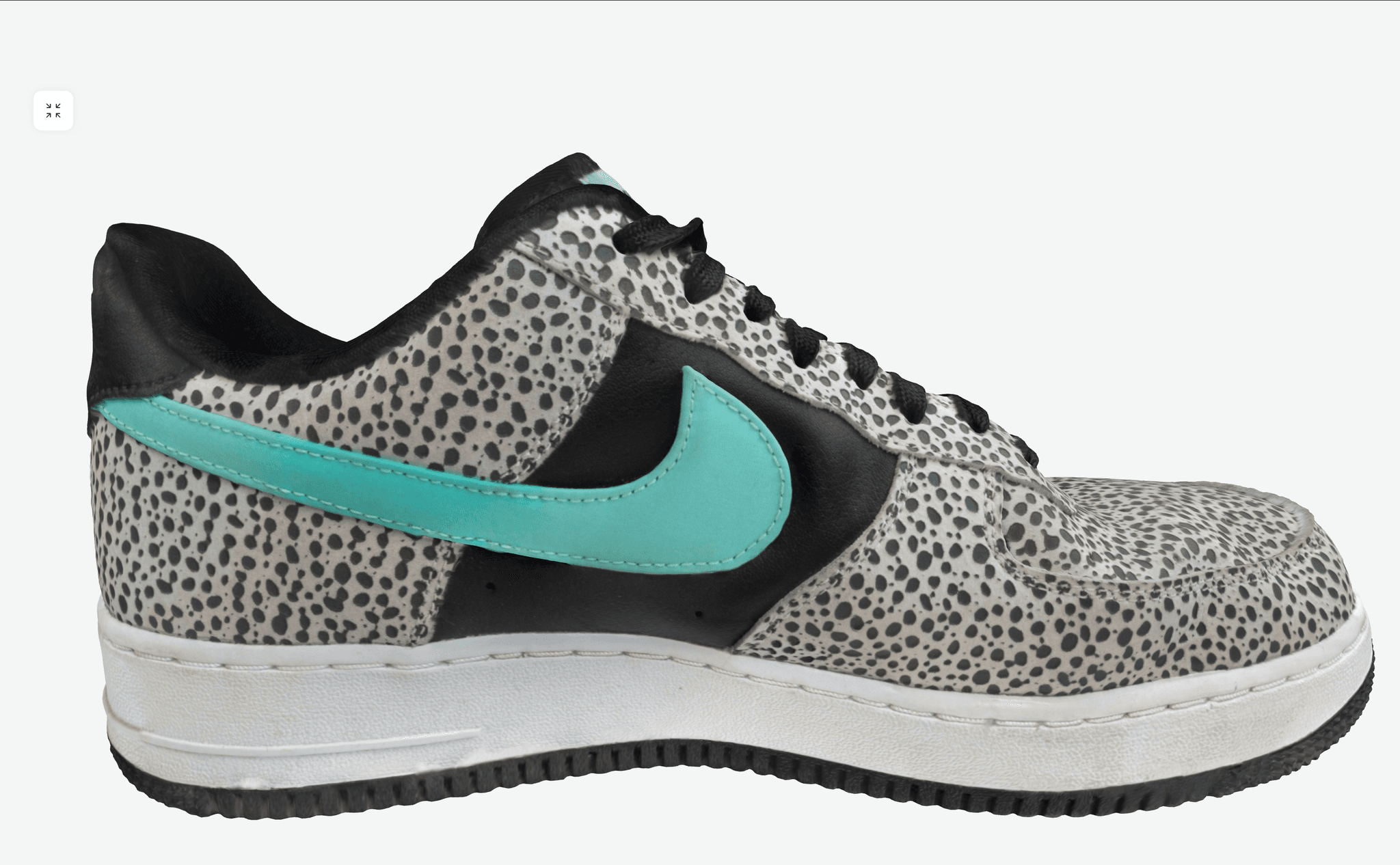 Product photogrammetry mesh geometry compared to final textured 3D model